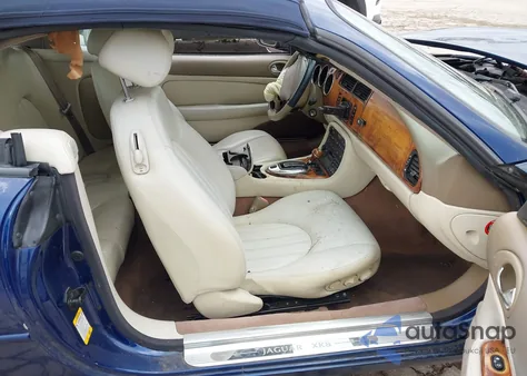 2003 Jaguar Xk8 z USA, uszkodzony, nr VIN SAJDA42C332A35576